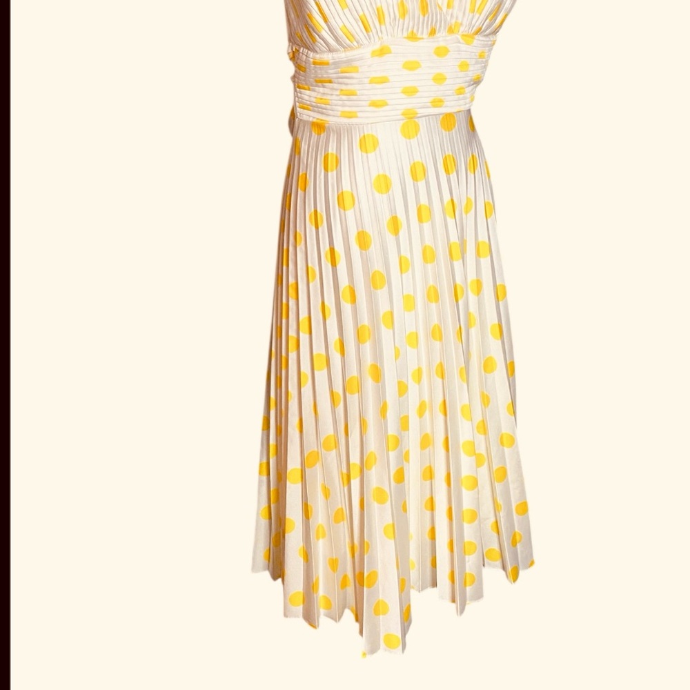 Betsey Johnson Yellow Polka Dot
Halter Pleated Midi Dress Size 2
Y2K Style - Picture 9 of 13